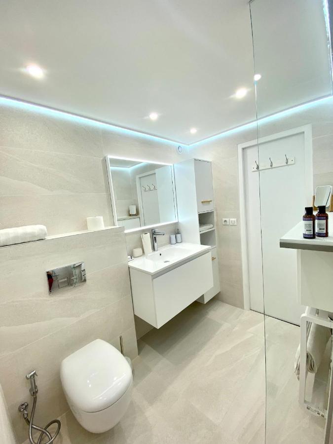 Appartement Luxe - 3 Pieces Avec Vue Mer, Piscine Et Tennis Nice Ngoại thất bức ảnh
