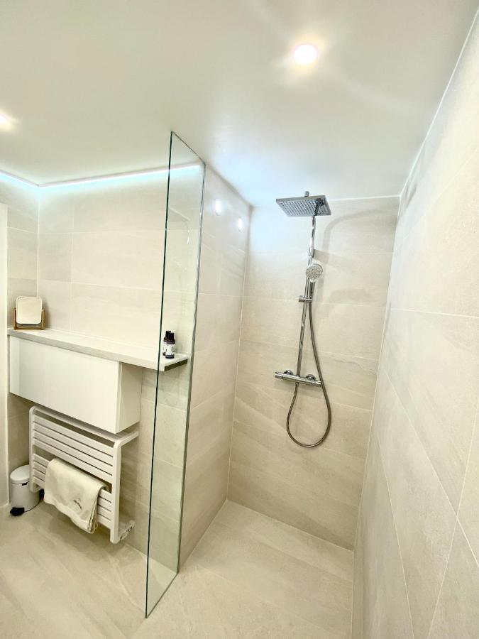 Appartement Luxe - 3 Pieces Avec Vue Mer, Piscine Et Tennis Nice Ngoại thất bức ảnh