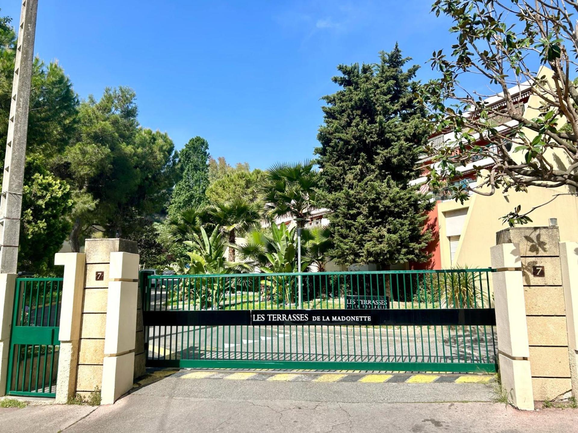 Appartement Luxe - 3 Pieces Avec Vue Mer, Piscine Et Tennis Nice Ngoại thất bức ảnh